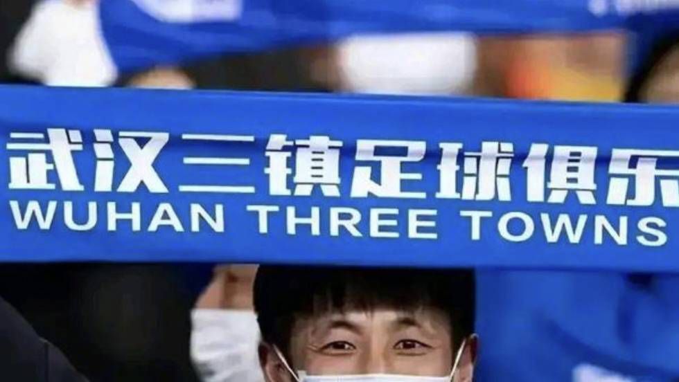 喜欢黑色长筒袜的妻子