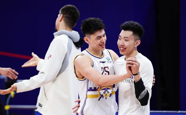 在线播放亚洲视频